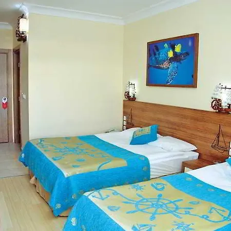 Hotel Aura 3*